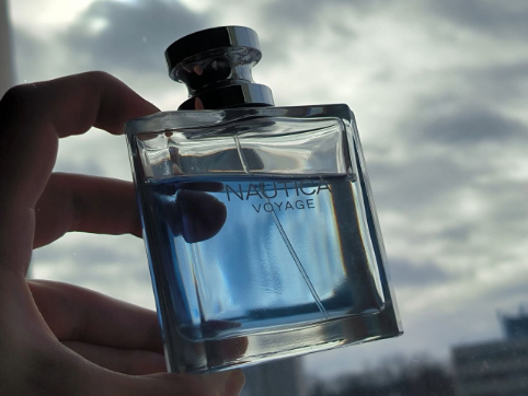 The crisp pop of the cap opening, the fine mist as the fragrance is sprayed